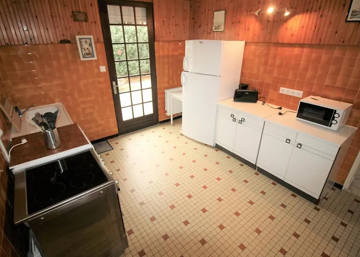 Maison Familiale Pres De La Plage, Commerces Et Centre-ville - Fr-1-22-202 *