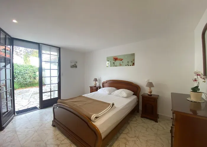 Maison Familiale Pres De La Plage, Commerces Et Centre-ville - Fr-1-22-202 *